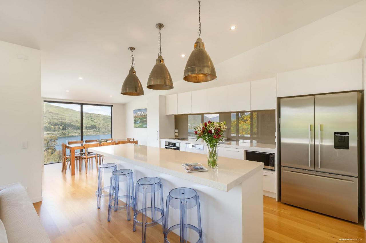 Okataina - Means Place Of Laughter, Luxury Retreat Villa Queenstown Exterior foto